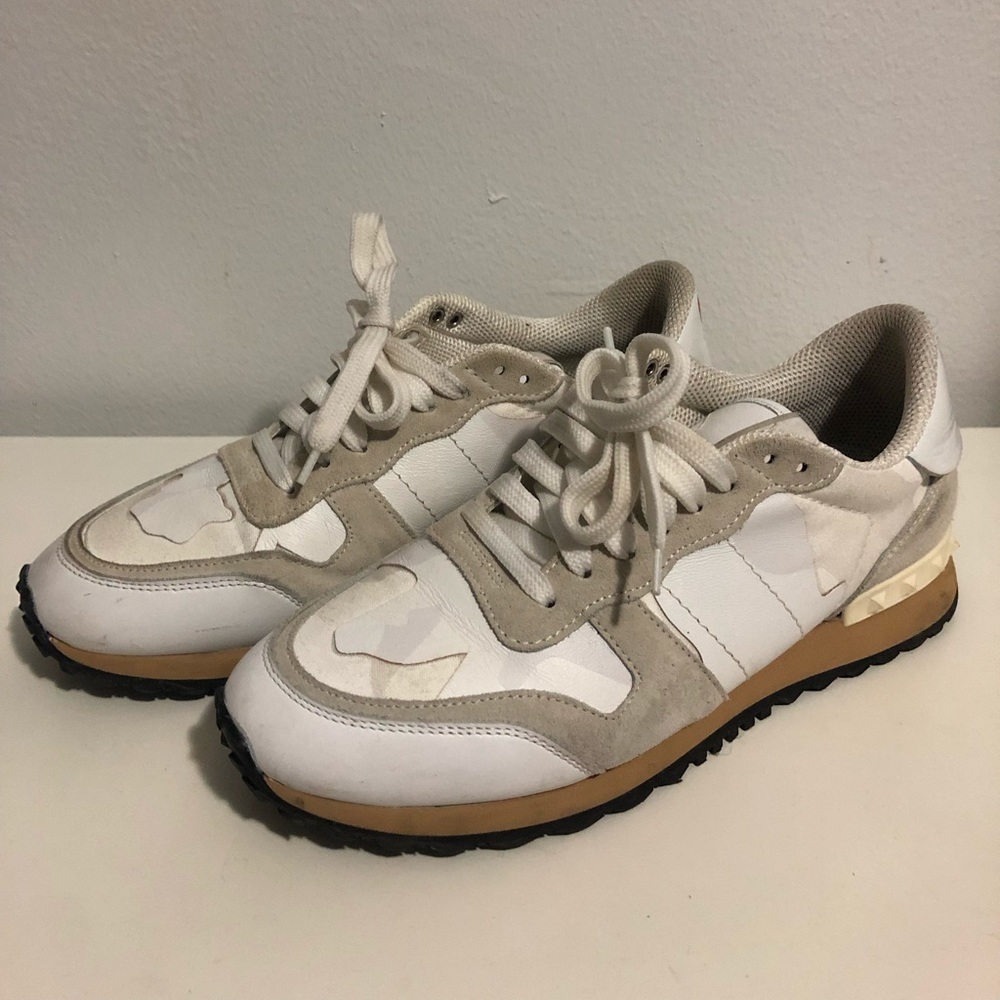 Valentino L’Amour Rockrunners